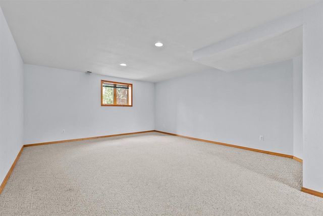 419 MAPLE LANE, Neenah, WI 54956