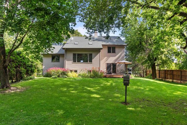 419 MAPLE LANE, Neenah, WI 54956