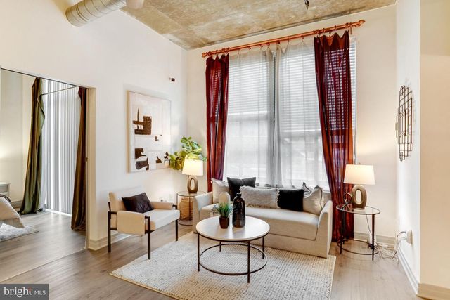 301 MASSACHUSETTS AVE NW #102, Washington, DC 20001