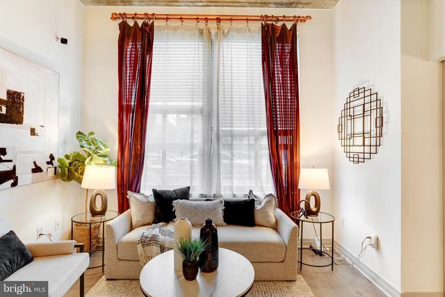 301 MASSACHUSETTS AVE NW #102, Washington, DC 20001
