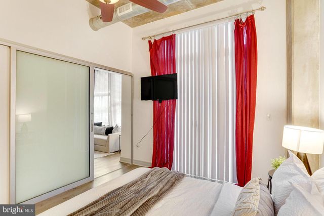 301 MASSACHUSETTS AVE NW #102, Washington, DC 20001