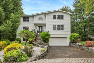 19 Grandview Avenue, Ardsley, NY 10502