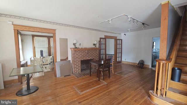 101 N BROADWAY, Pennsville, NJ 08070