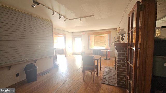 101 N BROADWAY, Pennsville, NJ 08070