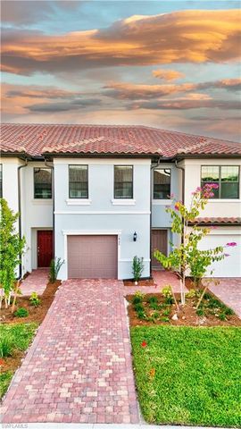 1426 Weeping Willow CT, Cape Coral, FL 33909