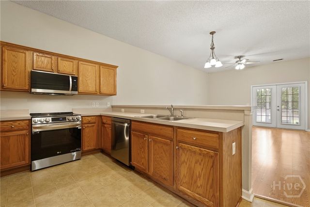 6 Falkland Avenue, Pooler, GA 31322