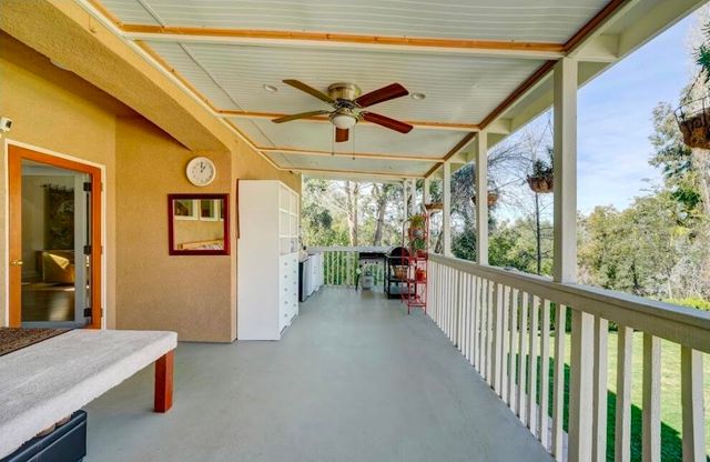 1377 Knoll Road, Redlands, CA 92373