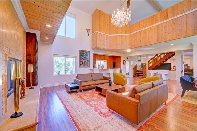 1377 Knoll Road, Redlands, CA 92373