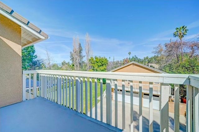 1377 Knoll Road, Redlands, CA 92373