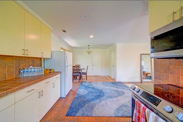 1377 Knoll Road, Redlands, CA 92373