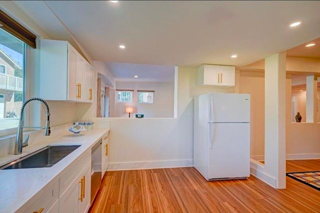 1377 Knoll Road, Redlands, CA 92373