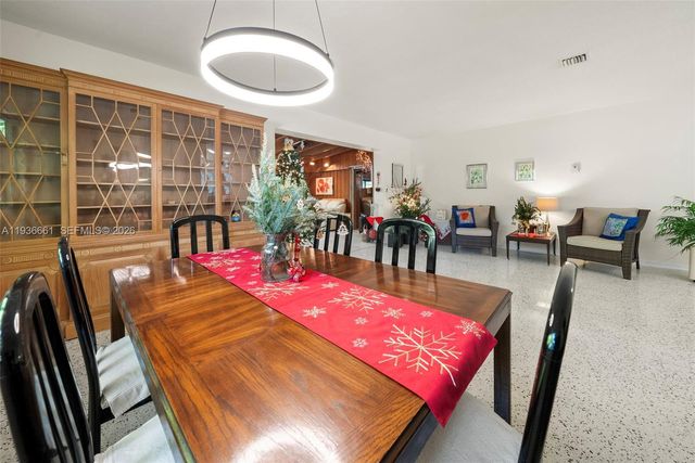 7517 Cutlass Ave, North Bay Village, FL 33141