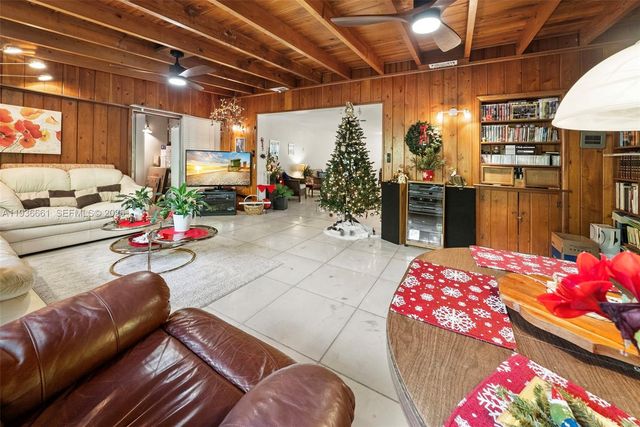 7517 Cutlass Ave, North Bay Village, FL 33141