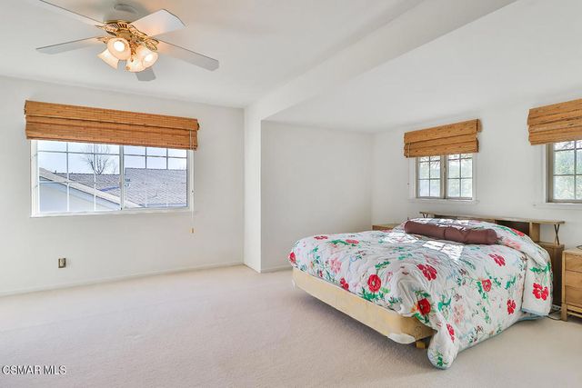 5260 Edgeware Drive, Calabasas, CA 91301