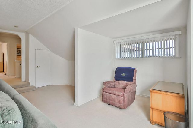 5260 Edgeware Drive, Calabasas, CA 91301