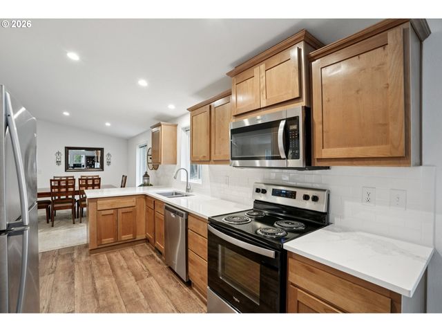 830 KOOL Rd, Kelso, WA 98626