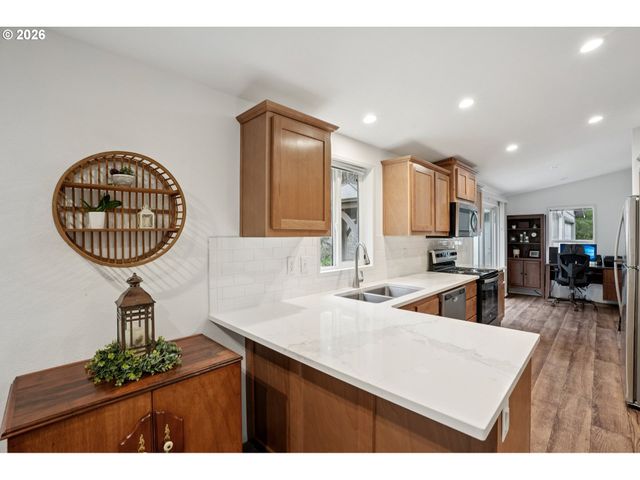 830 KOOL Rd, Kelso, WA 98626