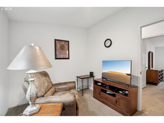 830 KOOL Rd, Kelso, WA 98626