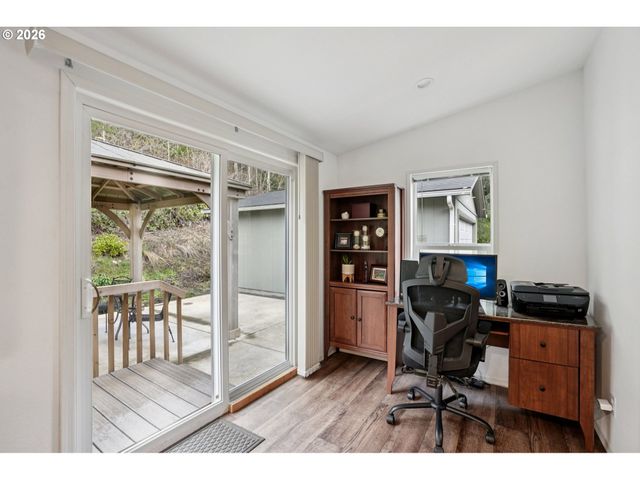 830 KOOL Rd, Kelso, WA 98626