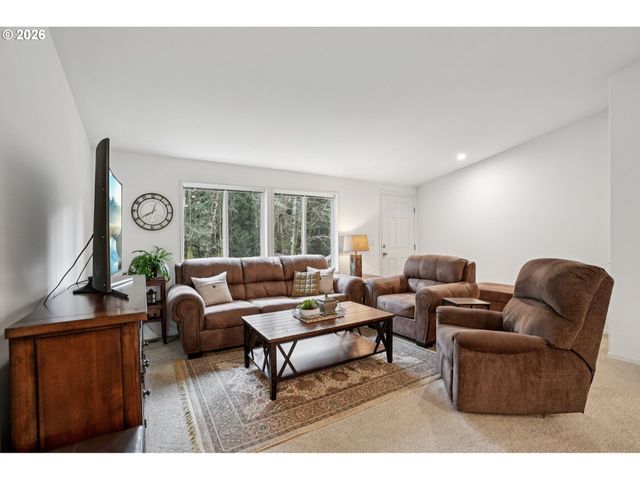 830 KOOL Rd, Kelso, WA 98626