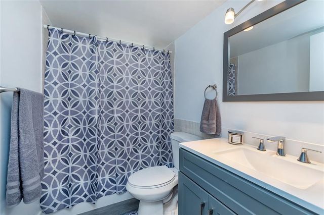 1101 NE 191ST Street H301, Miami, FL 33179