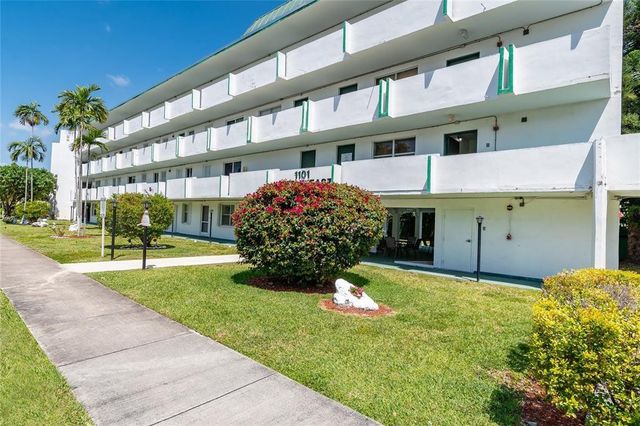1101 NE 191ST Street H301, Miami, FL 33179