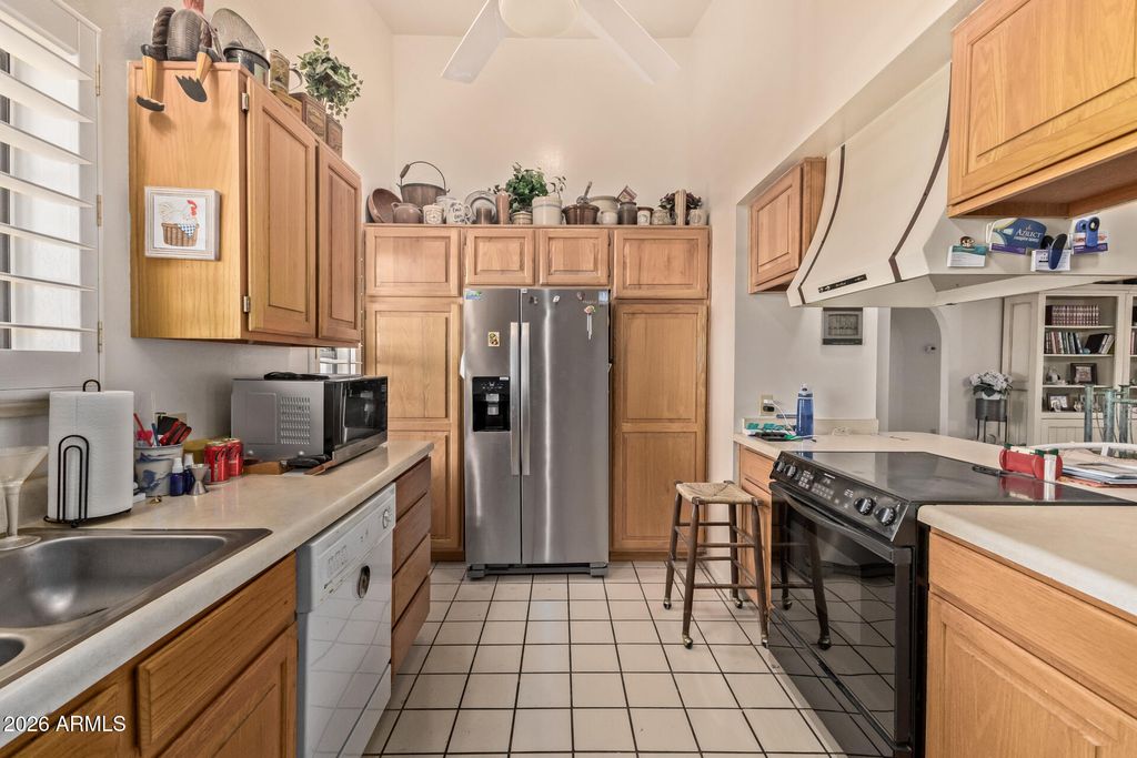 Image 12 of property listing at 14424 N SAN CARLOS Drive, Fountain Hills, AZ 85268