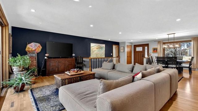 3803 Timber Creek Court, Eau Claire, WI 54701