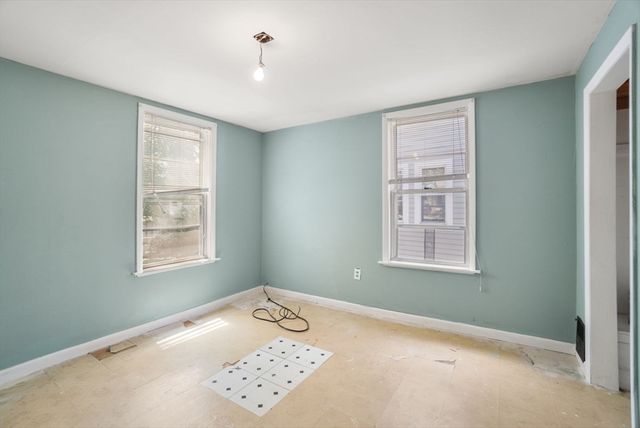 25 Bradbury Street, Boston, MA 02134