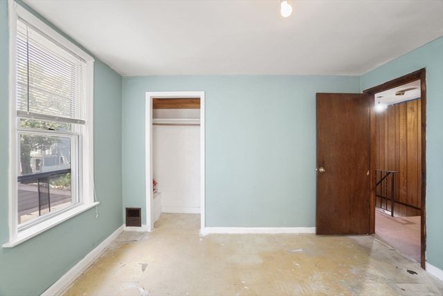 25 Bradbury Street, Boston, MA 02134