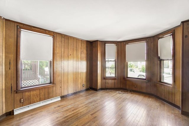 25 Bradbury Street, Boston, MA 02134
