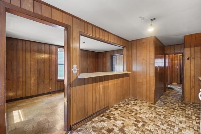 25 Bradbury Street, Boston, MA 02134