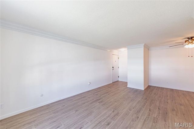603 Rosetta Drive E, Florissant, MO 63031