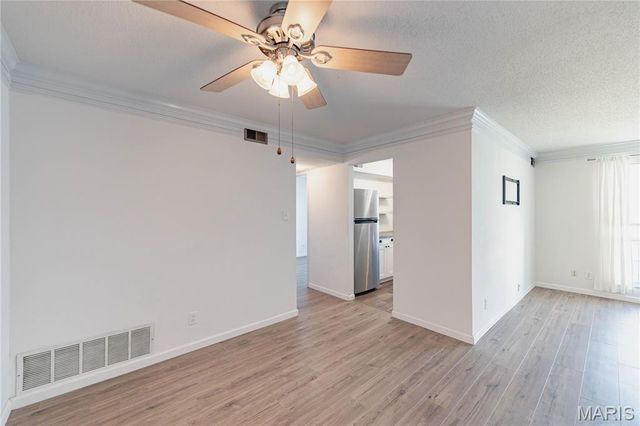 603 Rosetta Drive E, Florissant, MO 63031