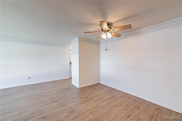 603 Rosetta Drive E, Florissant, MO 63031