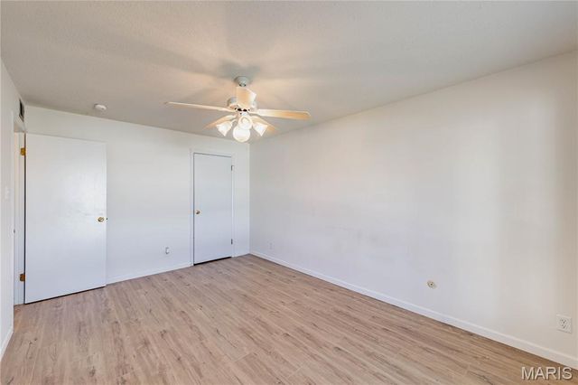 603 Rosetta Drive E, Florissant, MO 63031