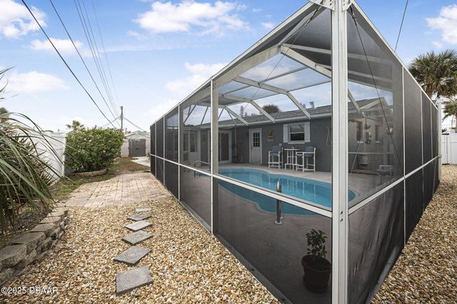 15 Longfellow Circle, Ormond Beach, FL 32176