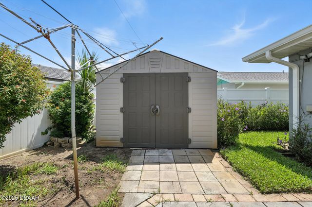 15 Longfellow Circle, Ormond Beach, FL 32176