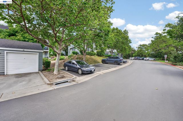 7560 Canyon Meadow Cir H, Pleasanton, CA 94588