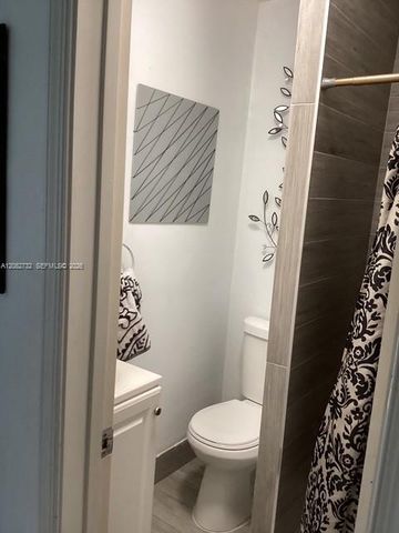 4915 NW 47th Terrace, Tamarac, FL 33319