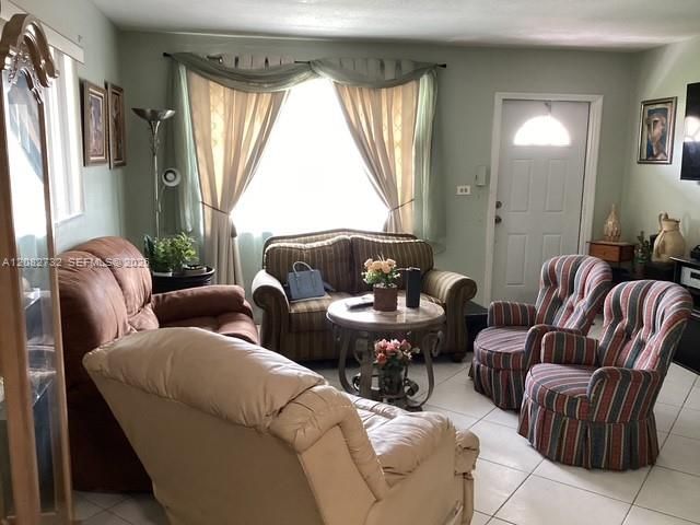 4915 NW 47th Terrace, Tamarac, FL 33319