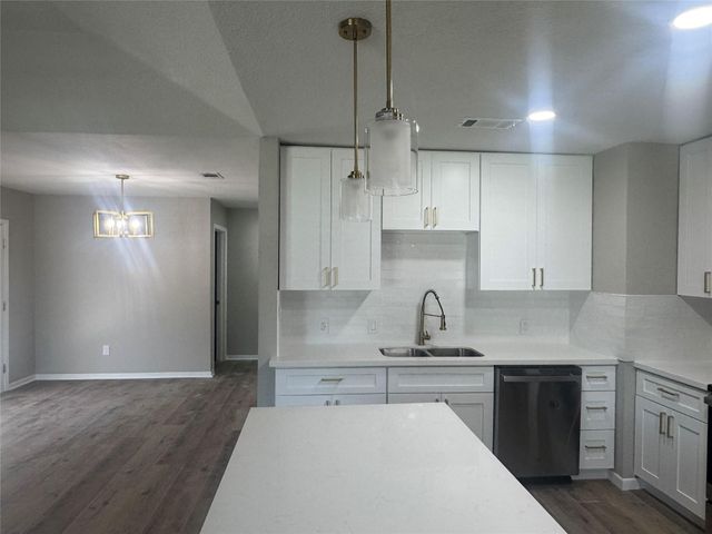 2514 33rd Avenue N, Texas City, TX 77590
