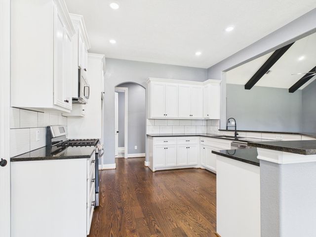 1006 Four Fountains Street, New Caney, TX 77357