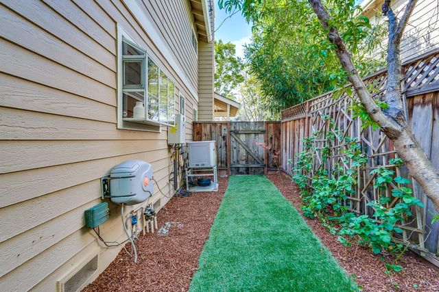 2110 Windrose Place, Mountain View, CA 94043