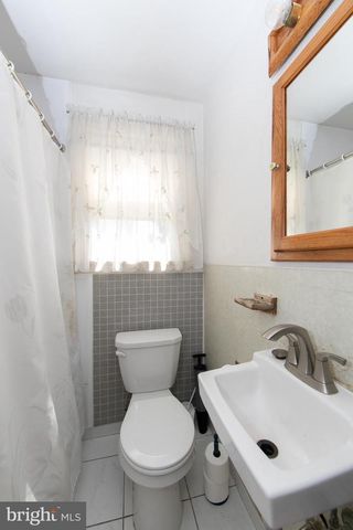 136 LINCOLN AVENUE, West Collingswood Heights, NJ 08059
