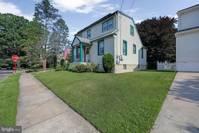 136 LINCOLN AVENUE, West Collingswood Heights, NJ 08059