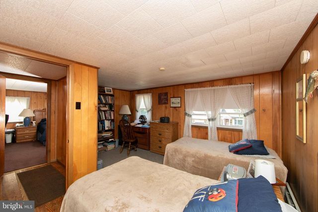 136 LINCOLN AVENUE, West Collingswood Heights, NJ 08059
