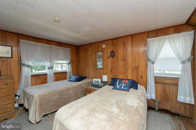 136 LINCOLN AVENUE, West Collingswood Heights, NJ 08059