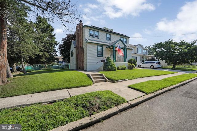 136 LINCOLN AVENUE, West Collingswood Heights, NJ 08059