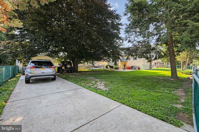 136 LINCOLN AVENUE, West Collingswood Heights, NJ 08059